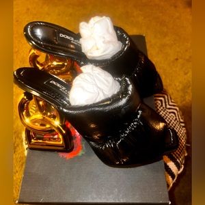 Brand new authentic Dolce & Gabanna heels. BRAND NEW!!!